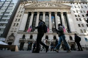 UK investors pile into US equities in record quarter