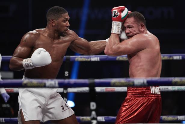 Evelyn launches financial education for boxers with Anthony Joshua