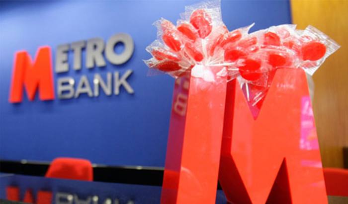 Metro Bank exceeds placing target at discounted price 