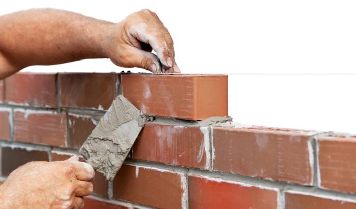 Bricklayer turned 'tax adviser' jailed for £1.5m scam