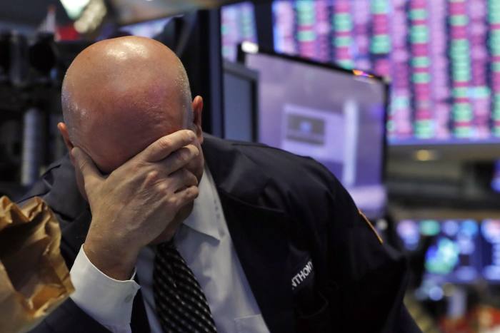 Markets primed for BoE statement after pound crashes