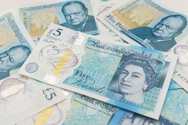 One in four Brits want to pay commission for advice
