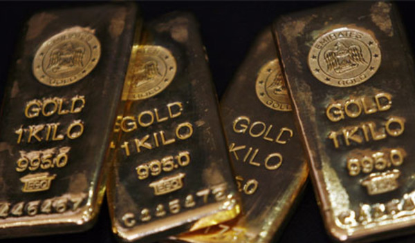 Investors turning to gold in a crisis
