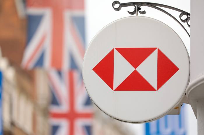 Brokers face hour-long delays ahead of HSBC rates rise