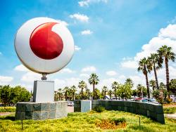 Vodafone returns to service sales growth