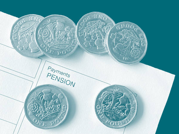 Scrap 25% tax-free pensions lump sum, IFS says