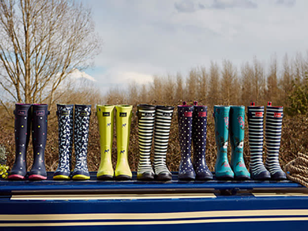 Joules warns on profit after stock error