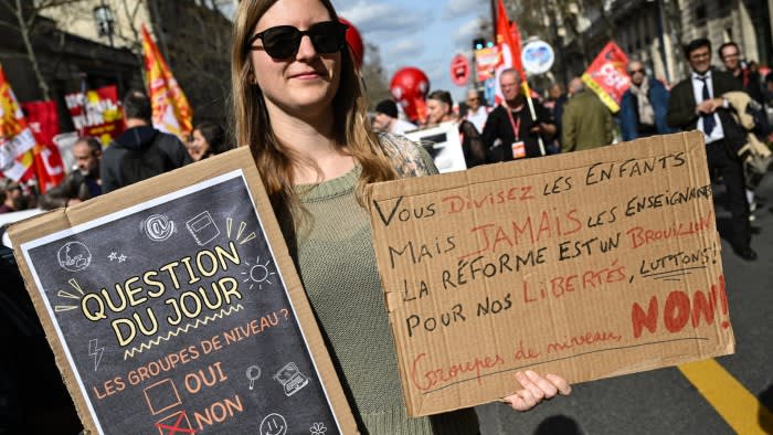 Френските профсъюзи заплашват със стачки по време на Олимпиадата