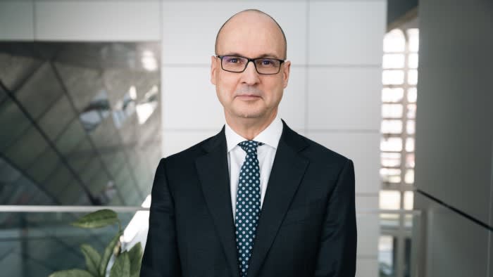 Финансовият регулатор на Швейцария назначи отиващия си директор на Европейската
