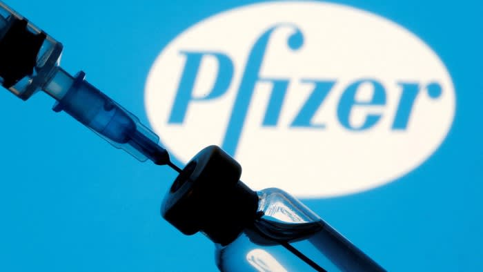Pfizer трябва да убеди инвеститорите че лечението на Covid 19 не