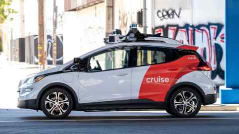 A Cruise autonomous taxi in San Francisco