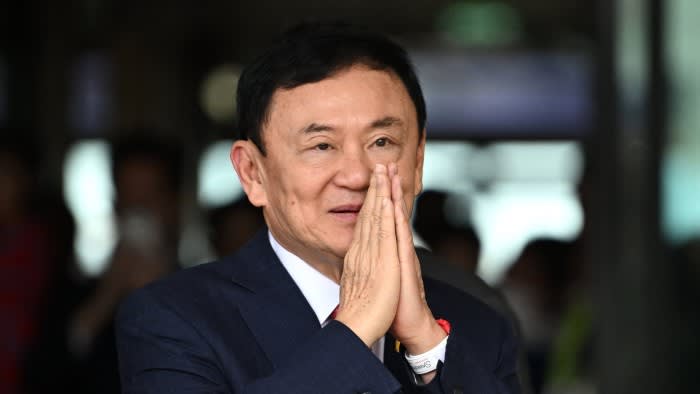 Бившият министър-председател на Тайланд Таксин Шинаватра ще бъде освободен, след