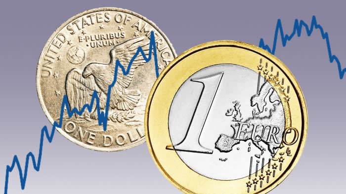 Инвеститорите повишават залозите за падане на еврото до паритет с долара