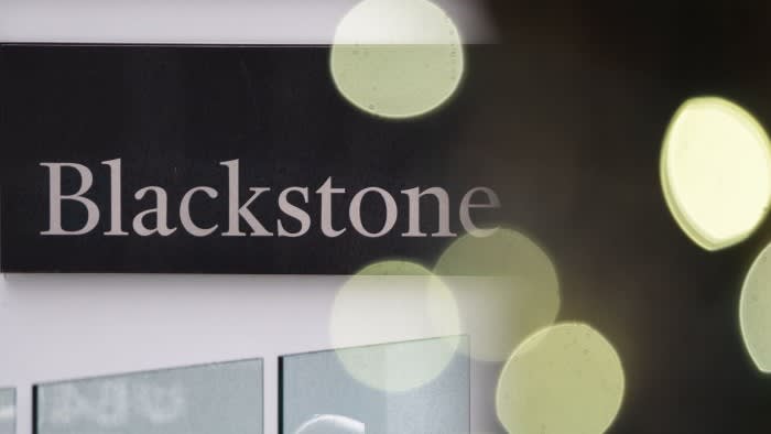Фондът за имоти на Blackstone изпълнява обратно изкупуване за първи път от повече от година