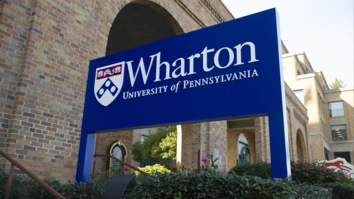 Подаръци за Wharton паднаха на фона на напрежението в кампуса след атаката на Хамас срещу Израел