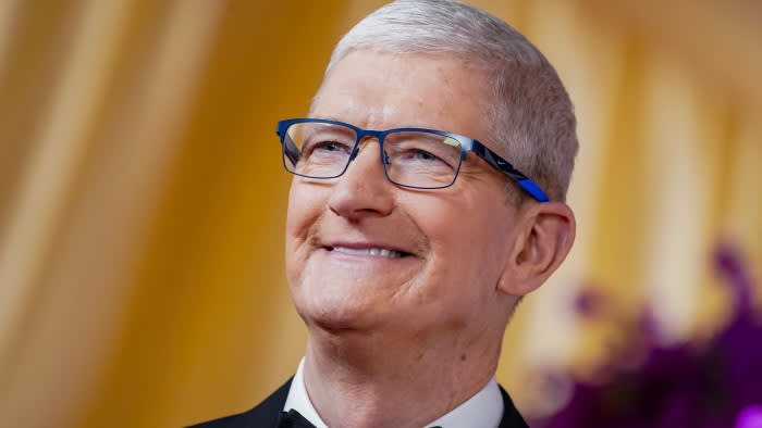 Тим Кук възхвалява „критичната“ роля на Китай в бизнеса на Apple