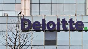 Article image: Deloitte UK partner pay rises further past £1mn  