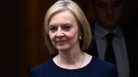 Liz Truss faces growing Tory pressure as Labour opens up 33-point poll lead image