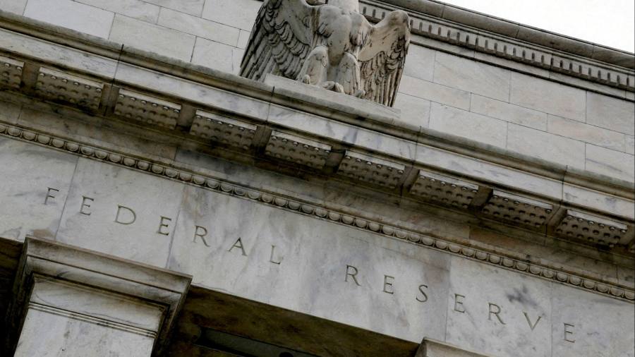 Varios funcionarios de la Reserva Federal consideraron no subir las tasas de interés el mes pasado