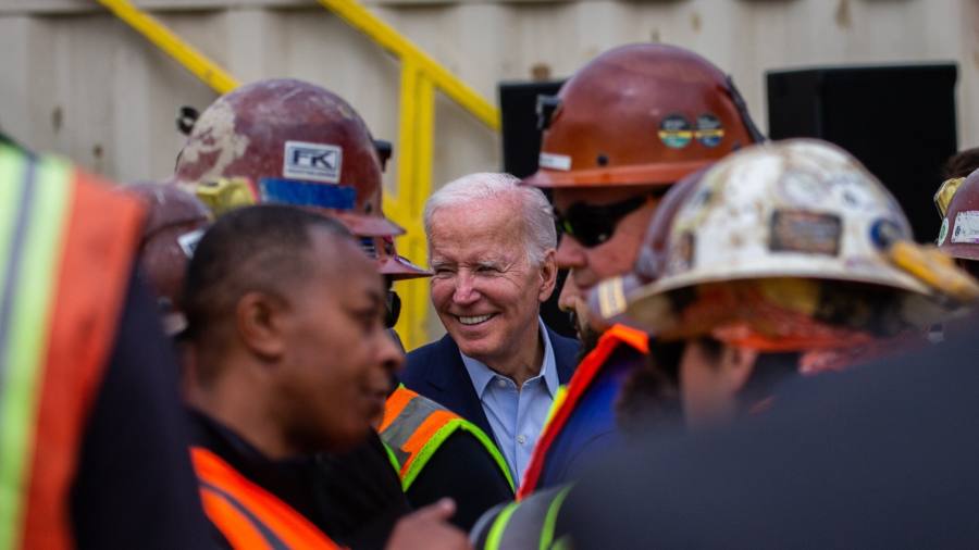 Photo of Biden évoque le plan d’infrastructure et la Fed publie les résultats des tests de résistance