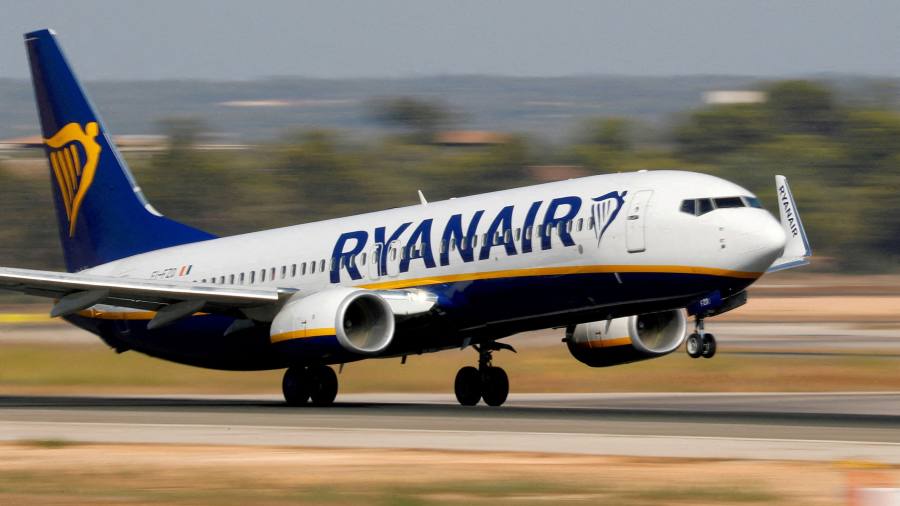 Ryanair on track for ‘strong’ summer as airline swings to profit