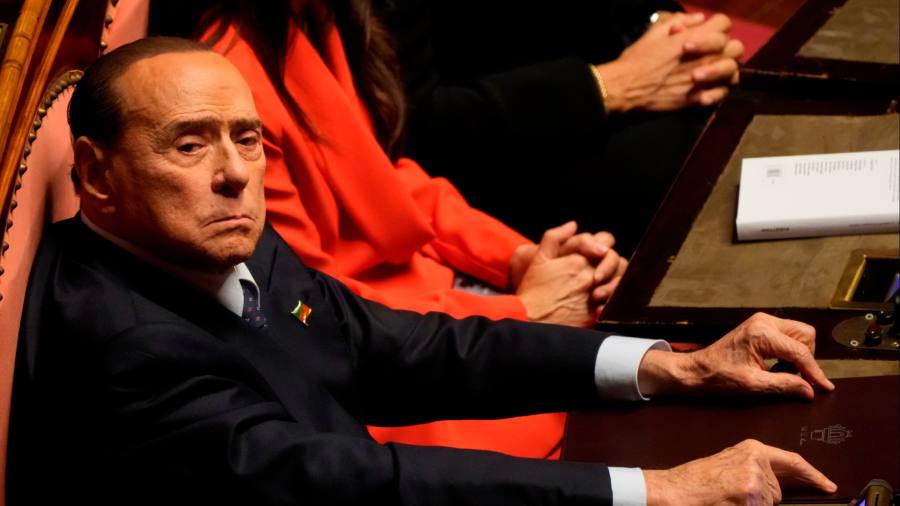 Read more about the article Silvio Berlusconi suffering from leukaemia, doctors say
