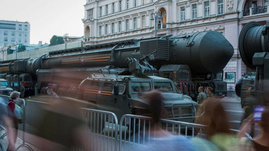 Mises à jour en direct : la Russie suspendra les inspections de ses armes nucléaires en vertu d’un traité avec les États-Unis