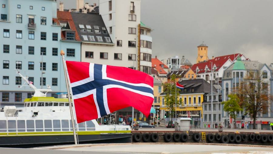 Pembaruan Berita Langsung: Norwegia meningkatkan kenaikan suku bunga untuk menjinakkan inflasi, mengatakan lebih banyak lagi yang akan datang