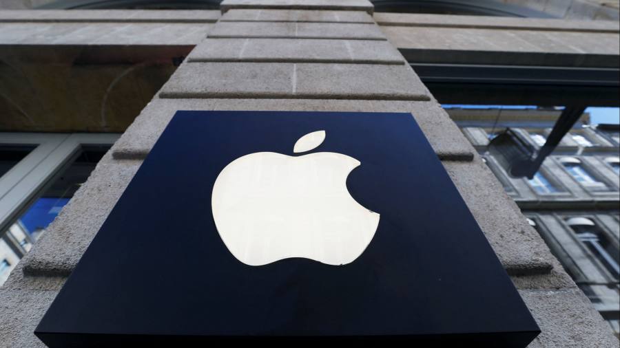 انتعشت مبيعات Apple من iPhone بعد تحديات العطلات