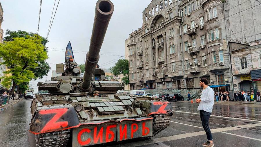 يقول بوتين إن القوات شبه العسكرية التابعة لفاغنر تلقت المليارات من الحكومة الروسية