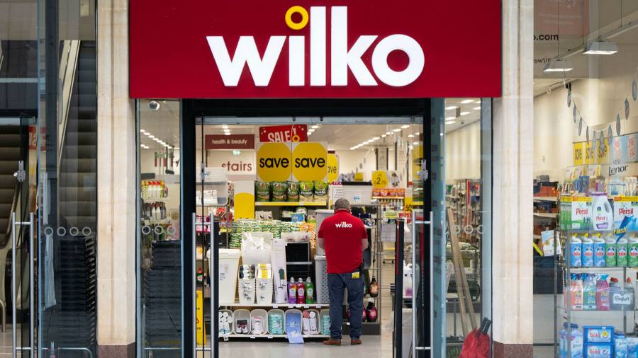 Wilco zieht die Anleitung zurück, um Mitarbeitern in England zu sagen, dass sie mit Covid arbeiten sollen