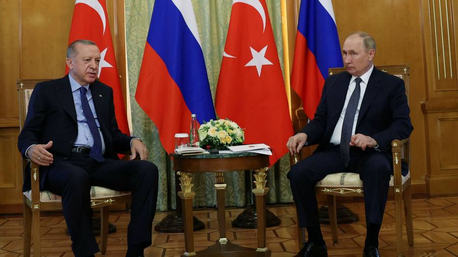 Aggiornamento notizie in diretta: Russia e Turchia vicine all’accordo commerciale dopo l’incontro Putin-Erdogan