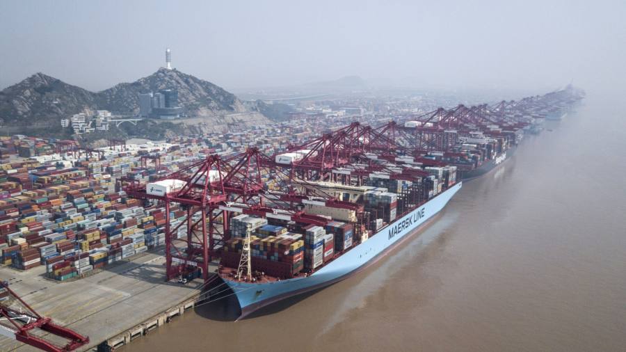 Shipping hurt by weak demand for Chinese goods