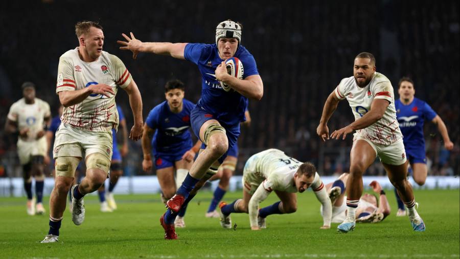English rugby union seeks to avert crisis on and off the pitch