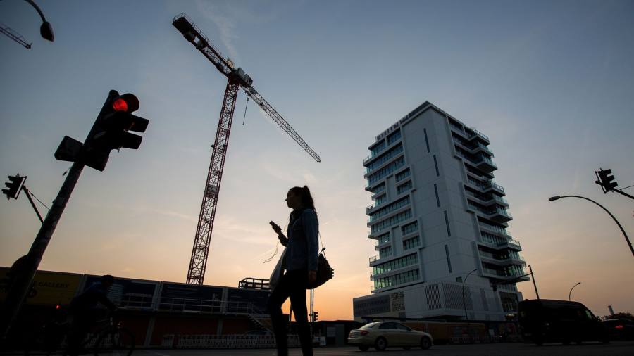 L’edilizia abitativa nell’Eurozona sta diminuendo al ritmo più rapido dall’inizio della pandemia