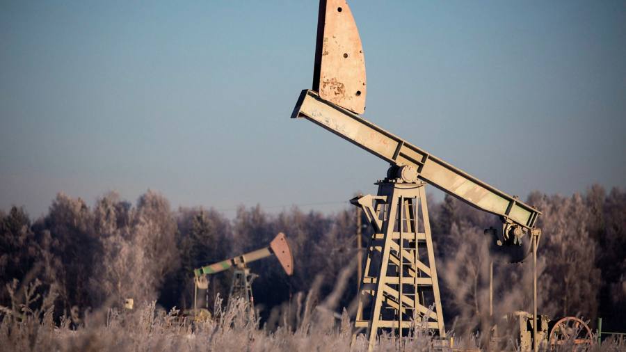 Niemcy ostrzegają UE przed kosztami gospodarczymi rosyjskiego embarga na ropę