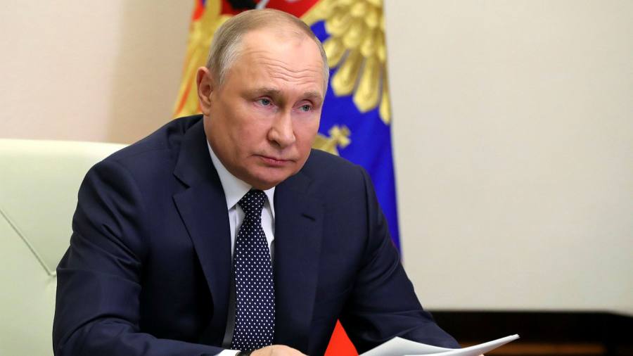 Putin emite un decreto pidiendo a los países “enemigos” que paguen la gasolina en rublos