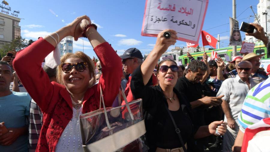 Túnez llega a un acuerdo tentativo sobre un préstamo del FMI de 1.900 millones de dólares